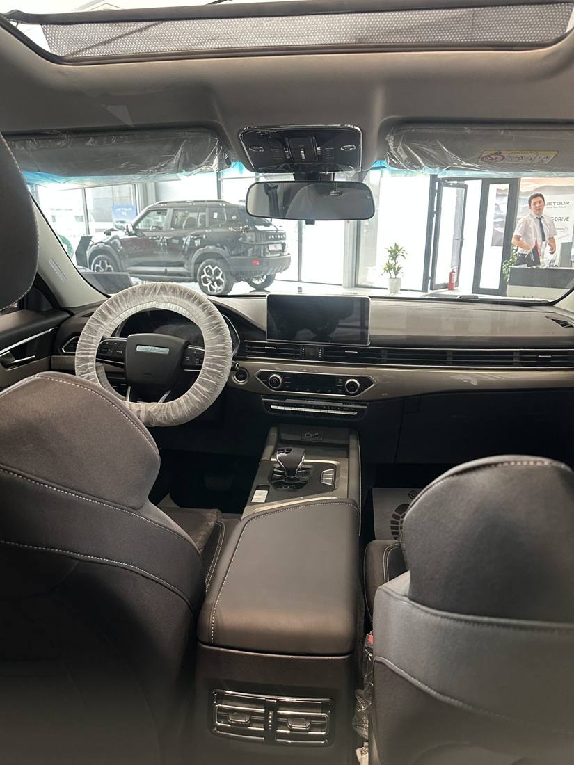 Jetour X70 nasiyaga Toshkentda — rakurs 2